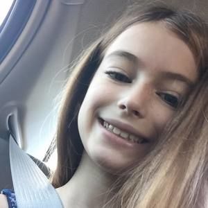 Meet your Posher, Gabriella